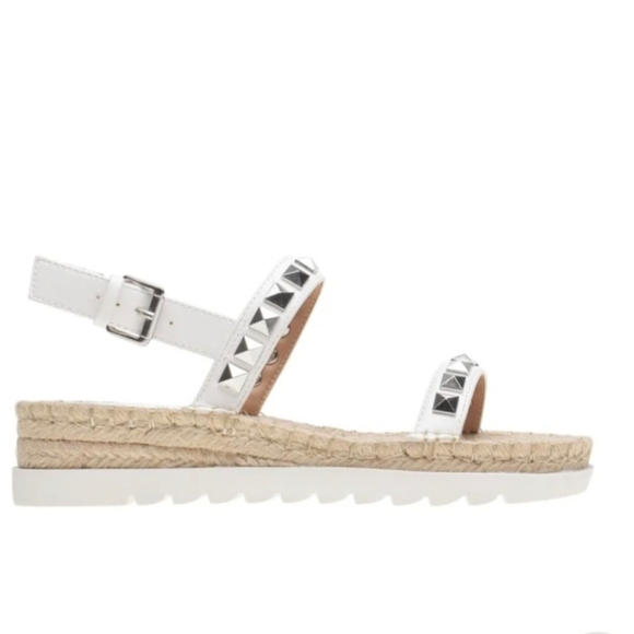 ❤️NIB Wild Pair Women's Yelenah Faux Leather Studded Espadrilles❤️ - Picture 3 of 5